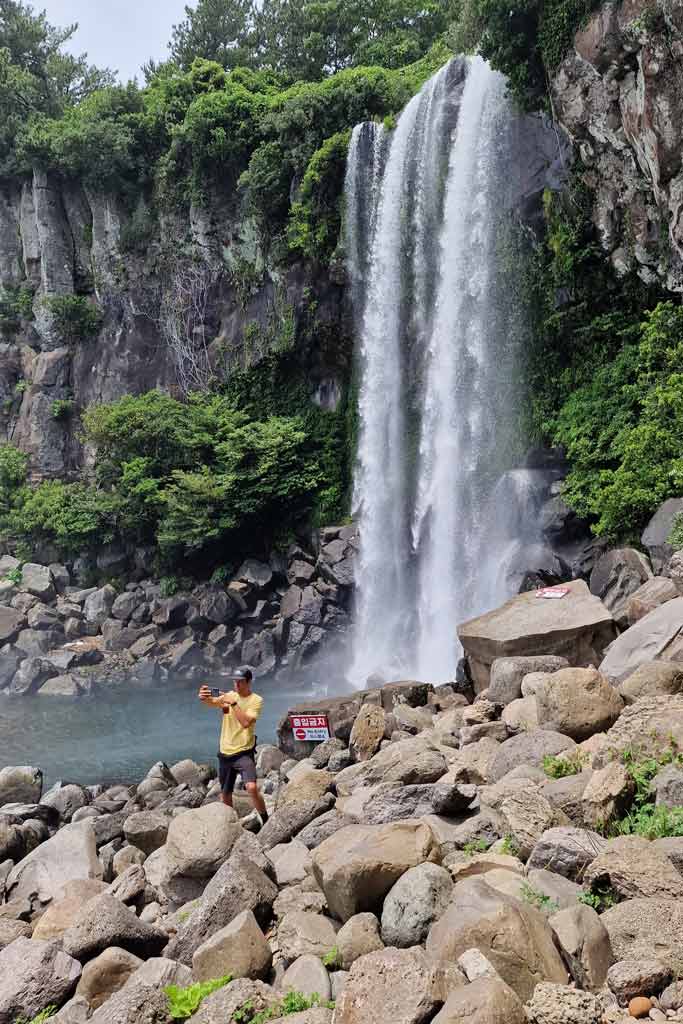 Jeongbang waterfalls, Jeju island