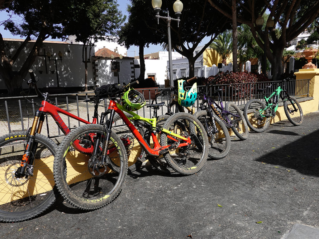 Bikes ready for the enduro route through El Toscón