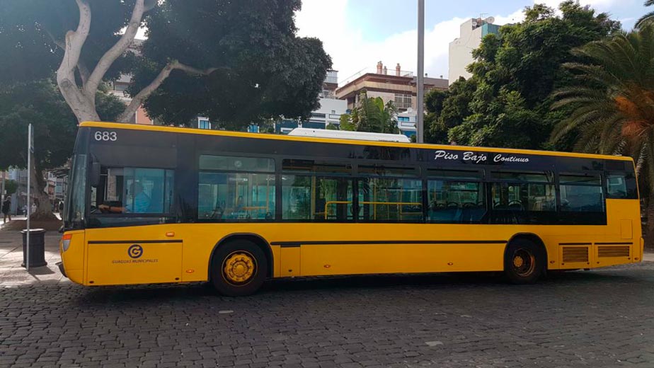 Guagua is a Canarian word that means bus
