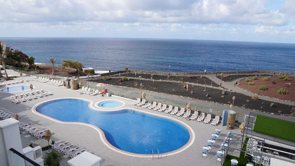 Piscina Hotel & Spa Cordial Roca Negra, hoteles en Gran Canaria