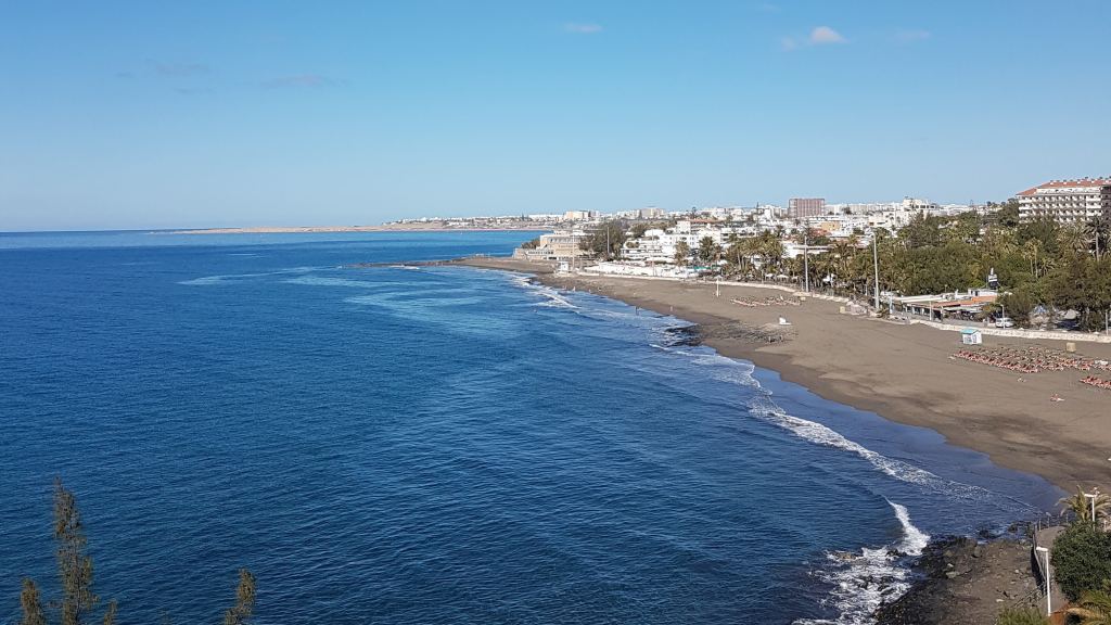 Panoramic view of San Agustín beach