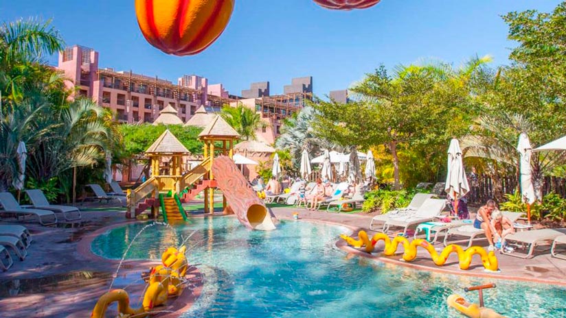 Piscinas hotel Lopesan Baobab resort, hoteles para niños en Gran Canaria