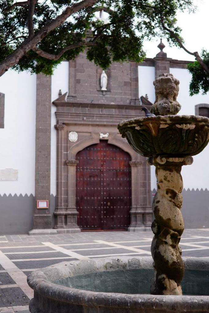 Santo Domingo square and church, Vegueta old town