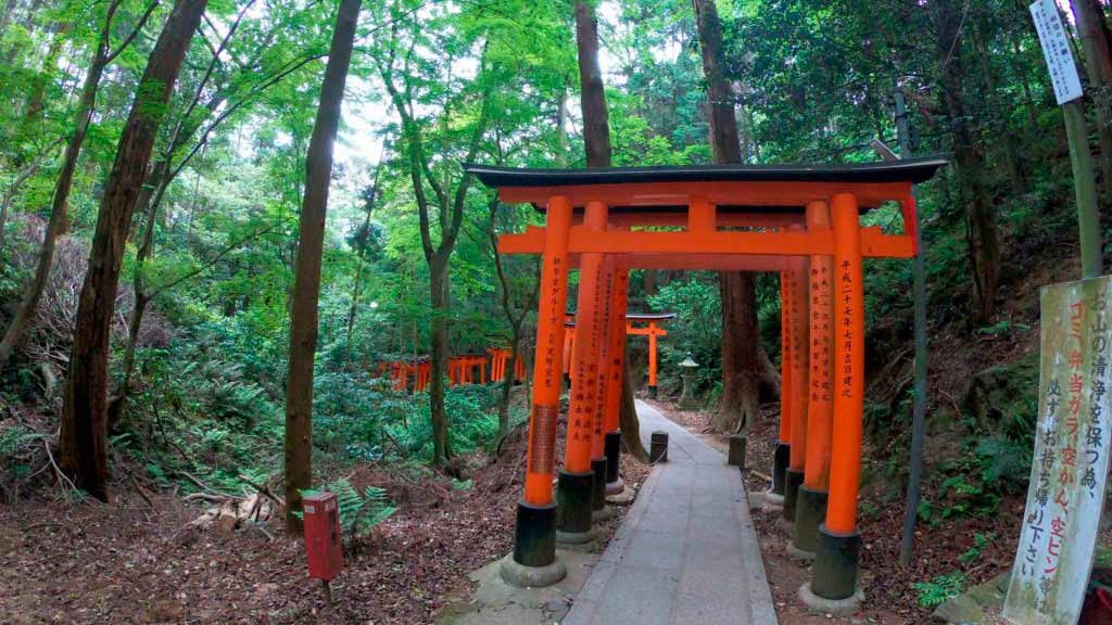 Things to do in Kyoto, Fushimi Inari