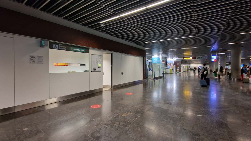 Aduanas - Guardia Civil aeropuerto de Gran Canaria, zona llegadas