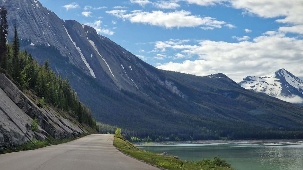 Jasper National Park Road, best places to travel Canada