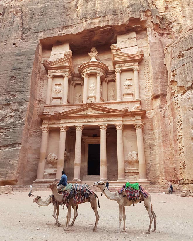 The Treasure, Petra. Things to do in Israel and Jordan