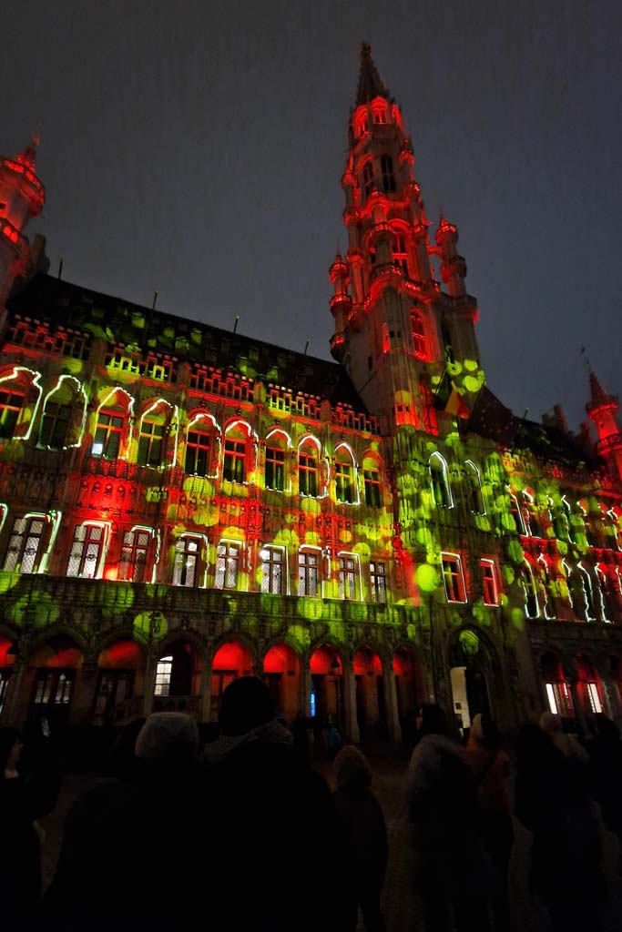 Qué hacer en Bélgica en invierno: show nocturno Navidad