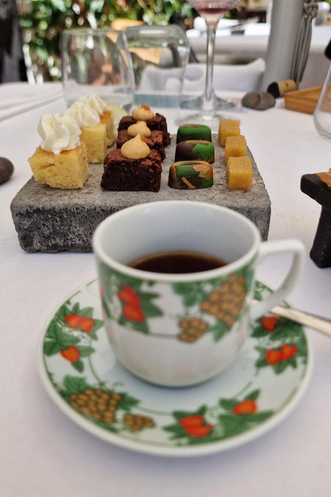 Petit four with Agaete Valley coffee