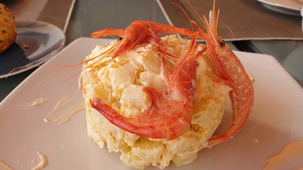 Shrimp salad in La Quisquilla, restaurants in Agaete