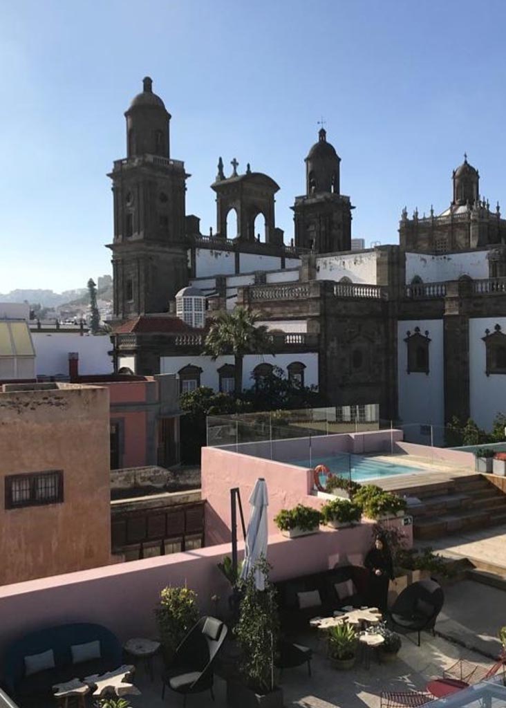 Rooftop in Las Palmas. Hotel Veintiuno